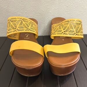 ITALIAN SHOEMAKERS YELLOW WEDGE